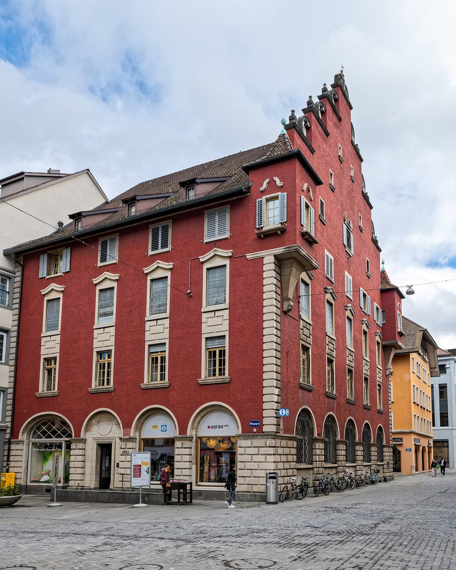 Die Laurenzentorgasse in der Aarauer Altstadt, in der die Altstadtpraxis Aarau liegt